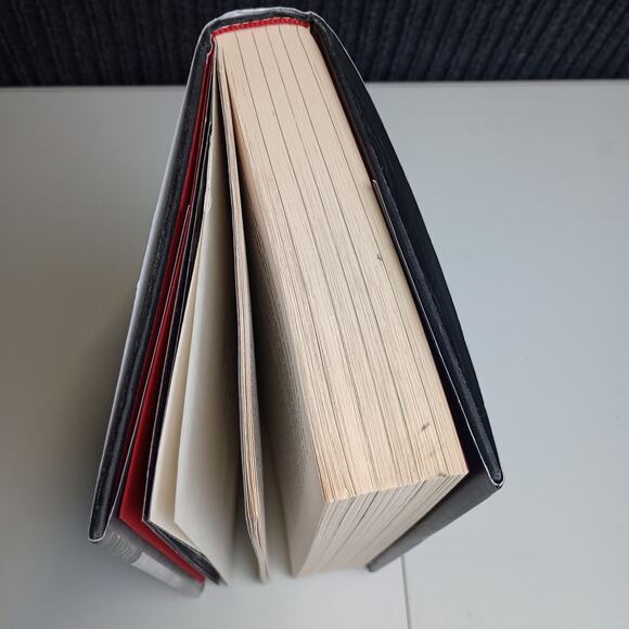 Six Of Crow Hardcover Book Leigh Bardugo's - Picture 5 of 6